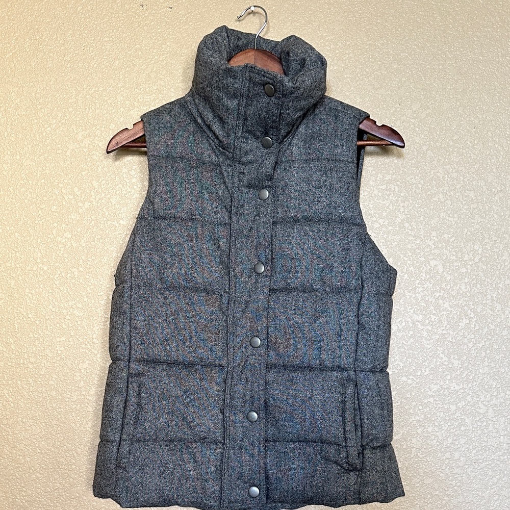 Old Navy Charcoal Quilted Wool Puffer Vest